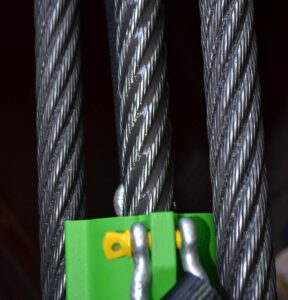 Read more about the article 3 Ways Wire Rope Lubricant Makes Your Cables Safer
